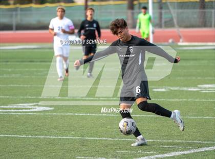 Thumbnail 2 in Oceanside vs. Birmingham (SoCal HS Classic by Nike (Inv.. Final) photogallery.