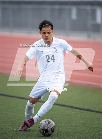 Thumbnail 2 in Oceanside vs. Birmingham (SoCal HS Classic by Nike (Inv.. Final) photogallery.