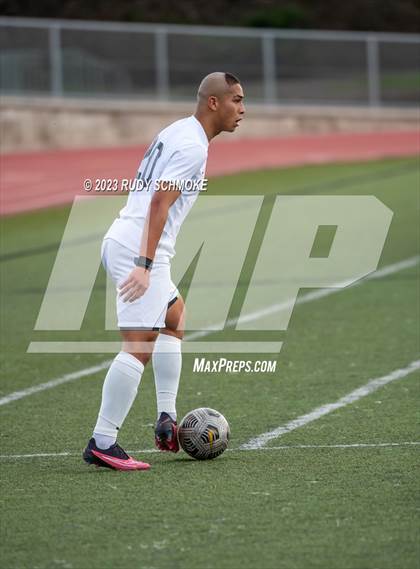Thumbnail 3 in Oceanside vs. Birmingham (SoCal HS Classic by Nike (Inv.. Final) photogallery.
