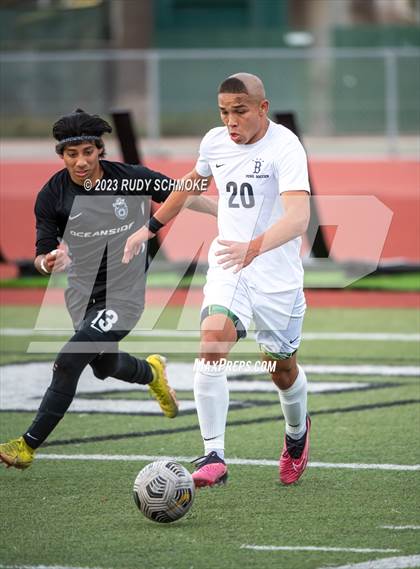 Thumbnail 1 in Oceanside vs. Birmingham (SoCal HS Classic by Nike (Inv.. Final) photogallery.