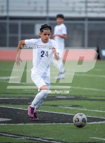 Thumbnail 1 in Oceanside vs. Birmingham (SoCal HS Classic by Nike (Inv.. Final) photogallery.
