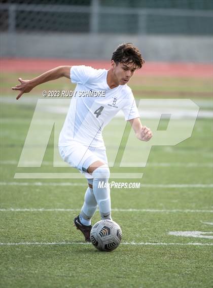 Thumbnail 2 in Oceanside vs. Birmingham (SoCal HS Classic by Nike (Inv.. Final) photogallery.