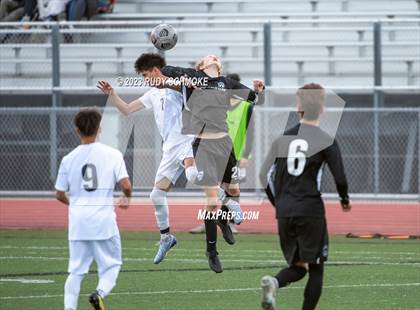 Thumbnail 2 in Oceanside vs. Birmingham (SoCal HS Classic by Nike (Inv.. Final) photogallery.