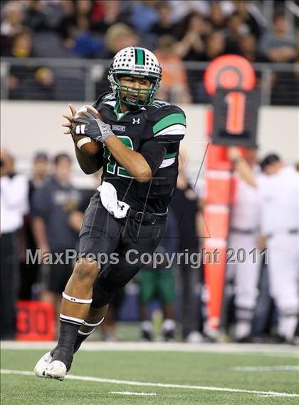 Thumbnail 1 in Carroll vs. Plano East (5A Division 1 Region 1 Bi-District) photogallery.