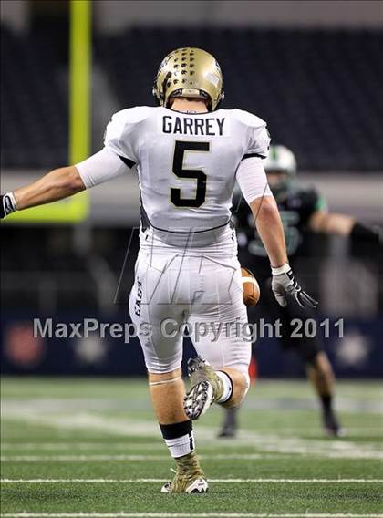 Thumbnail 2 in Carroll vs. Plano East (5A Division 1 Region 1 Bi-District) photogallery.