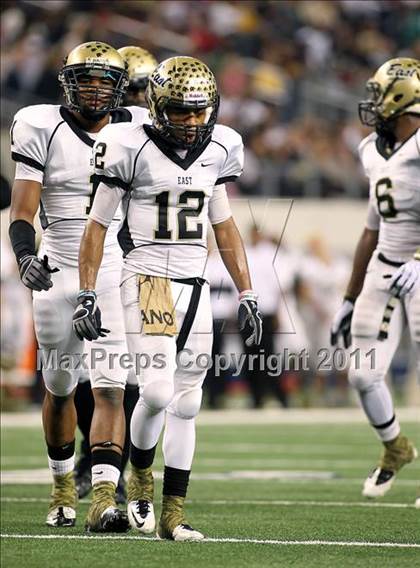 Thumbnail 3 in Carroll vs. Plano East (5A Division 1 Region 1 Bi-District) photogallery.
