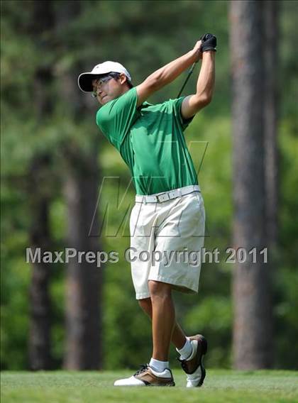Thumbnail 2 in NCHSAA State 4A Boys Golf Championships (Day 2) photogallery.