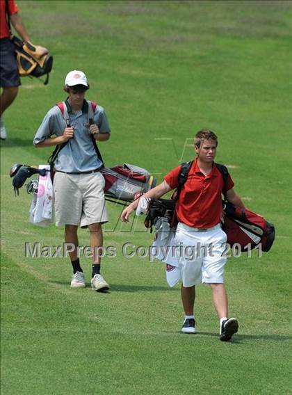Thumbnail 2 in NCHSAA State 4A Boys Golf Championships (Day 2) photogallery.