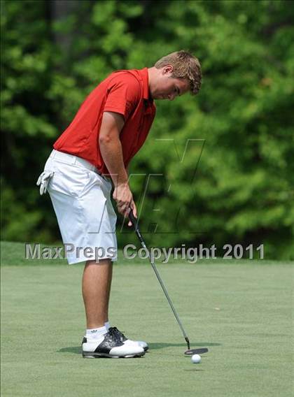 Thumbnail 2 in NCHSAA State 4A Boys Golf Championships (Day 2) photogallery.