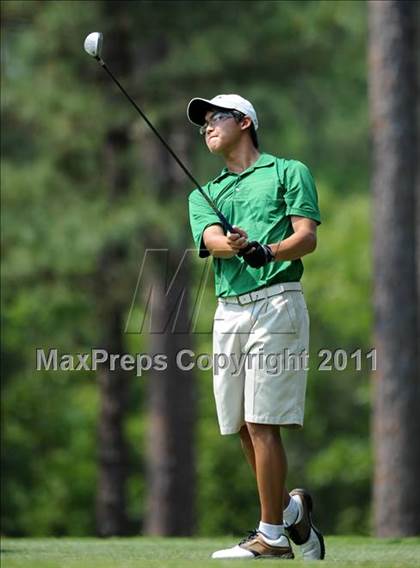 Thumbnail 1 in NCHSAA State 4A Boys Golf Championships (Day 2) photogallery.