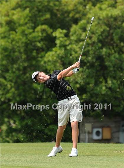 Thumbnail 2 in NCHSAA State 4A Boys Golf Championships (Day 2) photogallery.