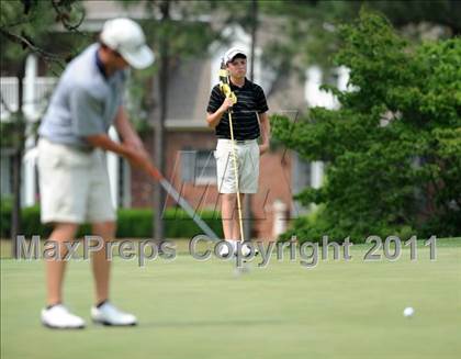 Thumbnail 2 in NCHSAA State 4A Boys Golf Championships (Day 2) photogallery.