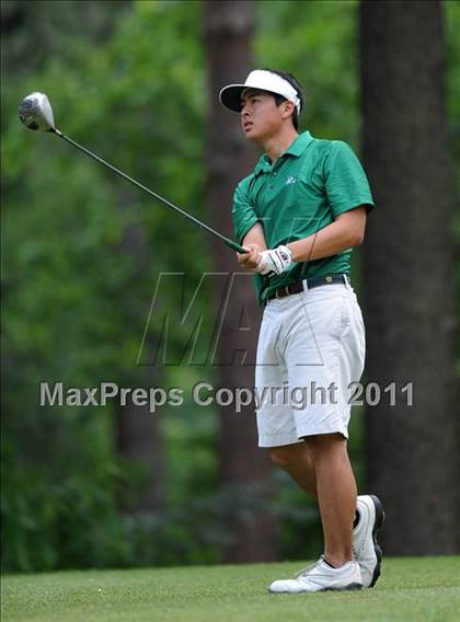 Thumbnail 1 in NCHSAA State 4A Boys Golf Championships (Day 2) photogallery.