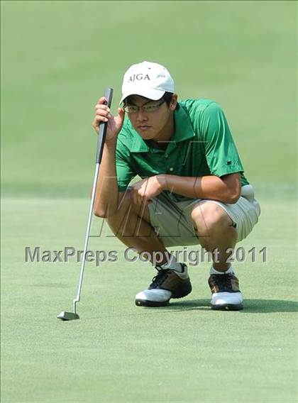 Thumbnail 2 in NCHSAA State 4A Boys Golf Championships (Day 2) photogallery.