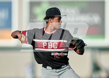 Thumbnail 2 in 43rd Annual FACA North All-Stars vs East All-Stars photogallery.
