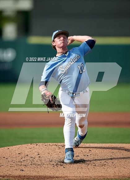 Thumbnail 3 in 43rd Annual FACA North All-Stars vs East All-Stars photogallery.