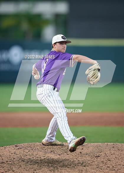 Thumbnail 2 in 43rd Annual FACA North All-Stars vs East All-Stars photogallery.