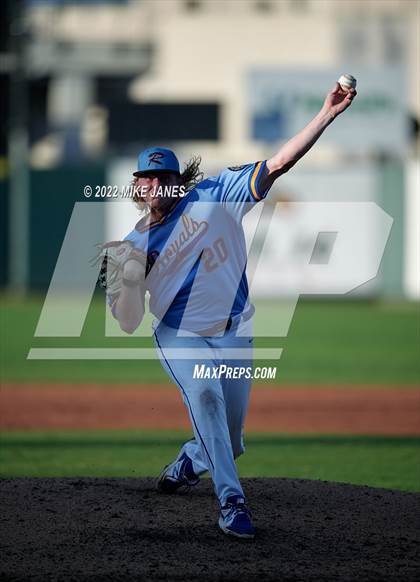 Thumbnail 1 in 43rd Annual FACA North All-Stars vs East All-Stars photogallery.