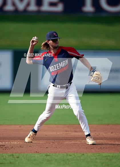 Thumbnail 3 in 43rd Annual FACA North All-Stars vs East All-Stars photogallery.