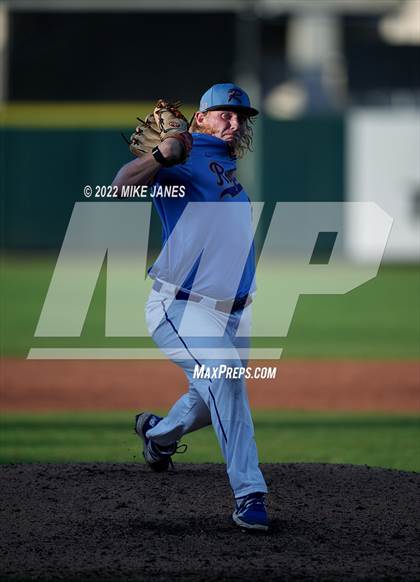 Thumbnail 2 in 43rd Annual FACA North All-Stars vs East All-Stars photogallery.
