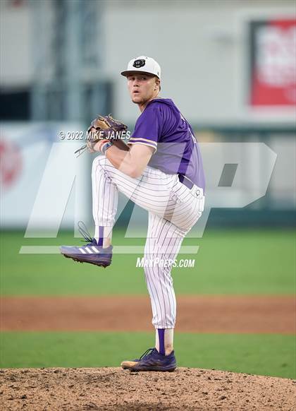 Thumbnail 3 in 43rd Annual FACA North All-Stars vs East All-Stars photogallery.