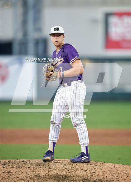 Thumbnail 2 in 43rd Annual FACA North All-Stars vs East All-Stars photogallery.