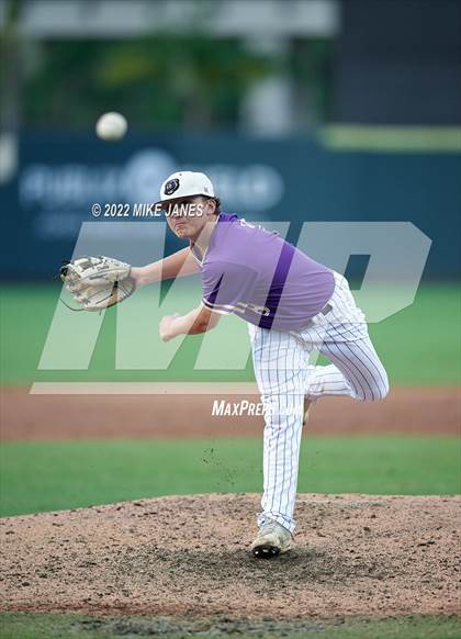 Thumbnail 2 in 43rd Annual FACA North All-Stars vs East All-Stars photogallery.