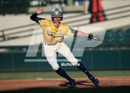 Thumbnail 3 in 43rd Annual FACA North All-Stars vs East All-Stars photogallery.