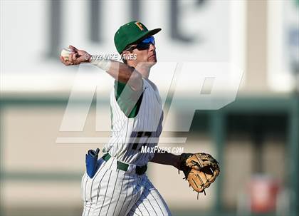 Thumbnail 1 in 43rd Annual FACA North All-Stars vs East All-Stars photogallery.