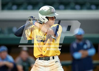 Thumbnail 3 in 43rd Annual FACA North All-Stars vs East All-Stars photogallery.