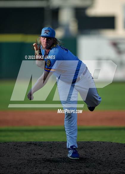 Thumbnail 2 in 43rd Annual FACA North All-Stars vs East All-Stars photogallery.