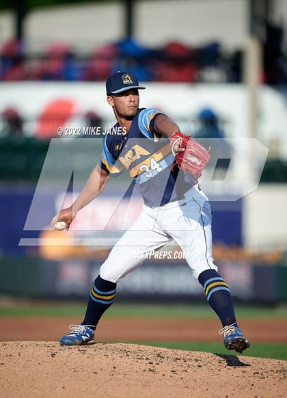 Thumbnail 2 in 43rd Annual FACA North All-Stars vs East All-Stars photogallery.
