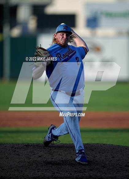 Thumbnail 3 in 43rd Annual FACA North All-Stars vs East All-Stars photogallery.