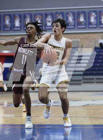 Thumbnail 3 in Memorial vs. Rowlett (In-N-Out Tournament) photogallery.