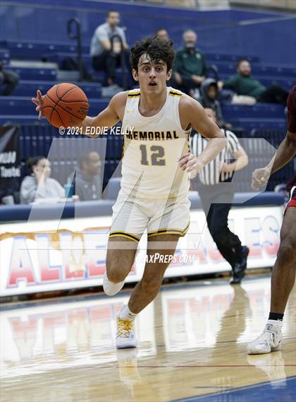 Thumbnail 2 in Memorial vs. Rowlett (In-N-Out Tournament) photogallery.