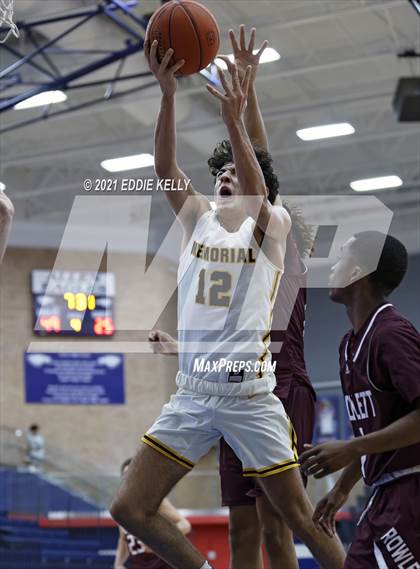 Thumbnail 1 in Memorial vs. Rowlett (In-N-Out Tournament) photogallery.