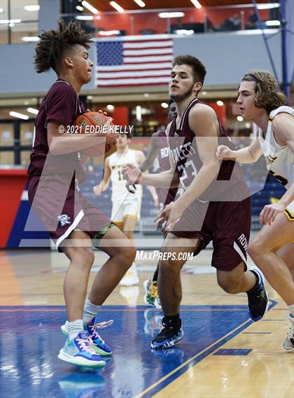 Thumbnail 1 in Memorial vs. Rowlett (In-N-Out Tournament) photogallery.