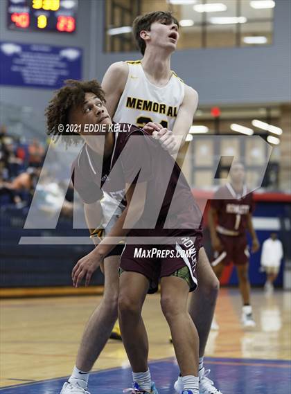 Thumbnail 1 in Memorial vs. Rowlett (In-N-Out Tournament) photogallery.
