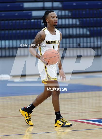Thumbnail 2 in Memorial vs. Rowlett (In-N-Out Tournament) photogallery.