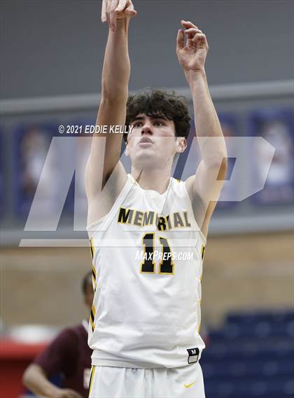Thumbnail 1 in Memorial vs. Rowlett (In-N-Out Tournament) photogallery.