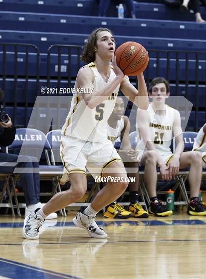 Thumbnail 1 in Memorial vs. Rowlett (In-N-Out Tournament) photogallery.