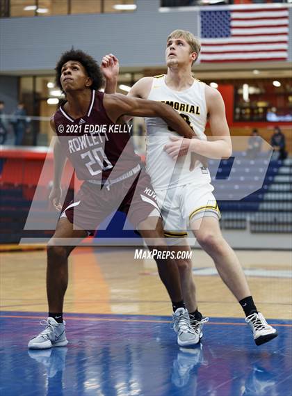 Thumbnail 1 in Memorial vs. Rowlett (In-N-Out Tournament) photogallery.