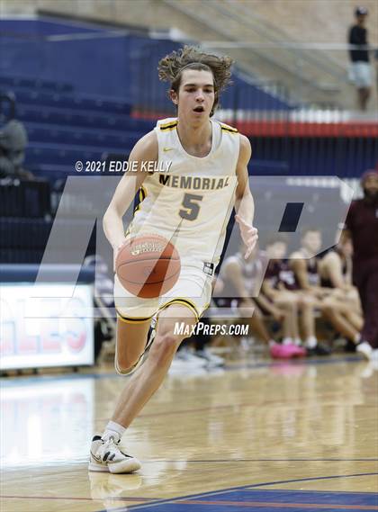 Thumbnail 3 in Memorial vs. Rowlett (In-N-Out Tournament) photogallery.