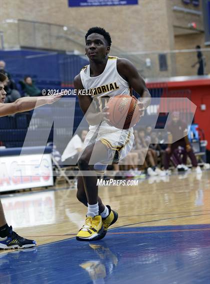 Thumbnail 2 in Memorial vs. Rowlett (In-N-Out Tournament) photogallery.