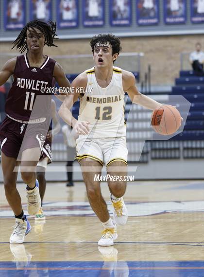 Thumbnail 3 in Memorial vs. Rowlett (In-N-Out Tournament) photogallery.