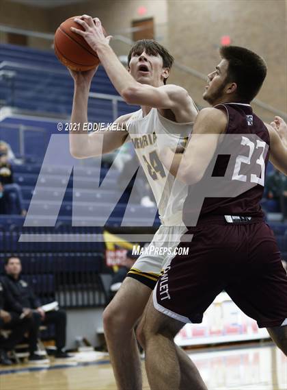 Thumbnail 3 in Memorial vs. Rowlett (In-N-Out Tournament) photogallery.