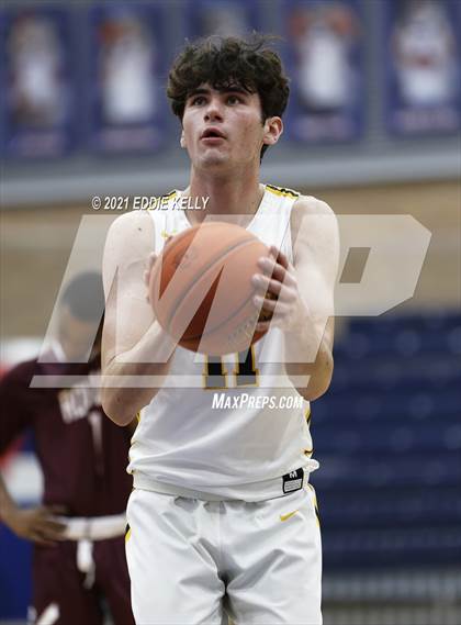 Thumbnail 2 in Memorial vs. Rowlett (In-N-Out Tournament) photogallery.