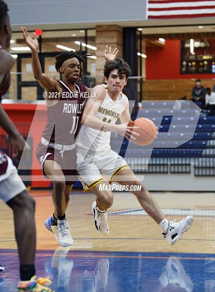 Thumbnail 3 in Memorial vs. Rowlett (In-N-Out Tournament) photogallery.