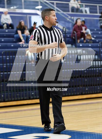 Thumbnail 3 in Memorial vs. Rowlett (In-N-Out Tournament) photogallery.