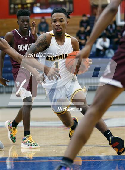 Thumbnail 1 in Memorial vs. Rowlett (In-N-Out Tournament) photogallery.
